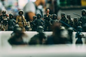 Como criar uma coleção de figuras de ação vintage: dicas e truques para iniciantes